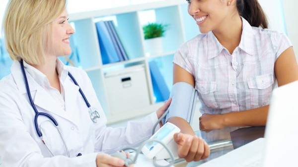 斑釉牙能用牙齿美白方法改善吗