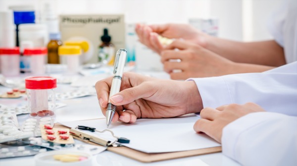 强直性脊柱炎与风湿病的区别